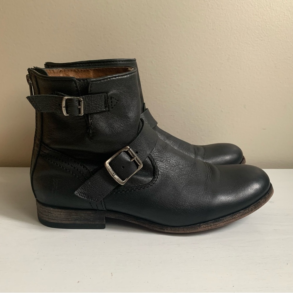 Frye Tyler Engineer Moto Booties Women’s Sz 10 B Black Leather Back Zip 3472366